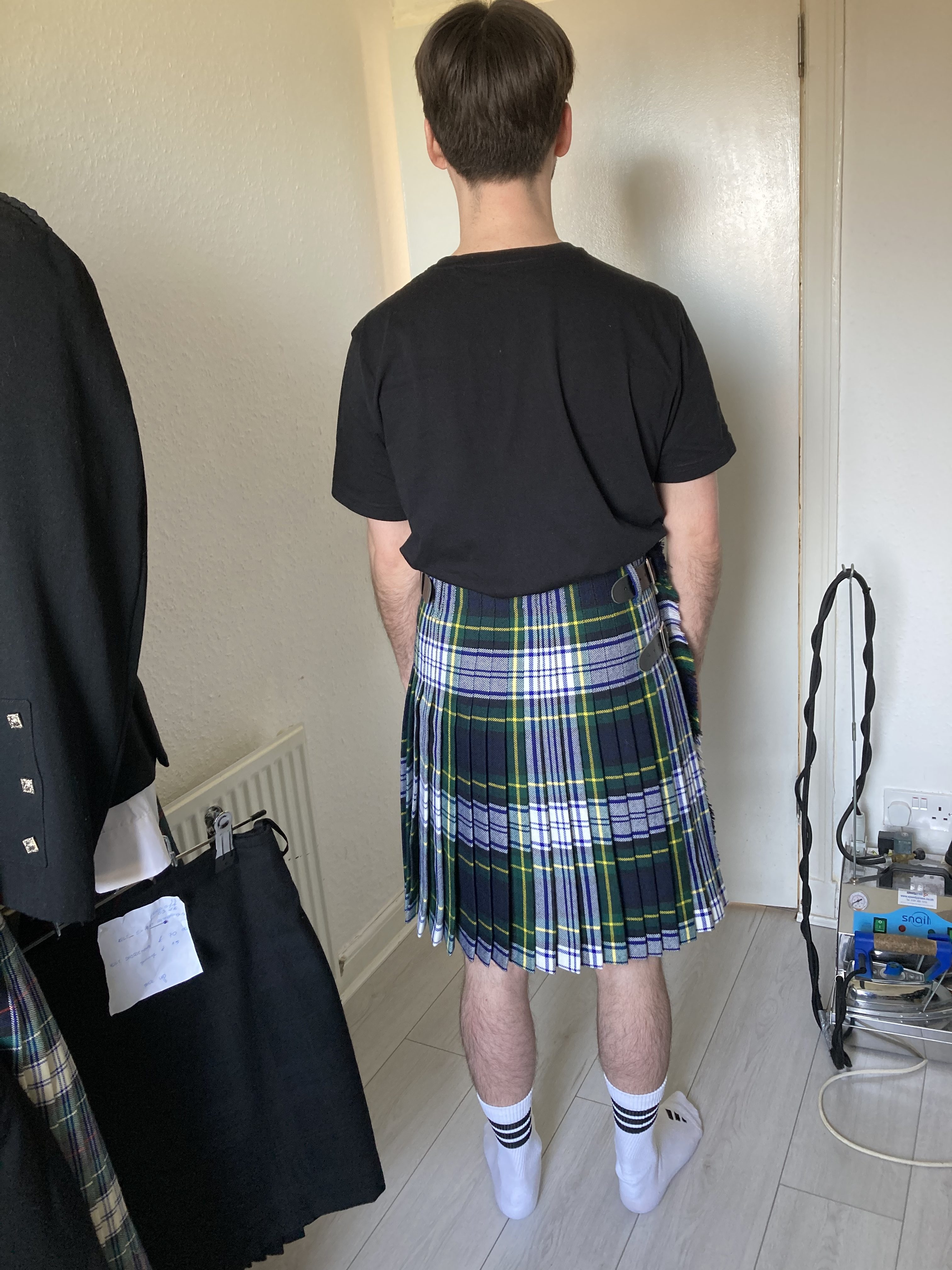 How to Measure a Kilt at Home – Step-by-Step UK Guide